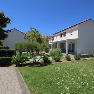 Corinthia 3*, Baška Kroatien