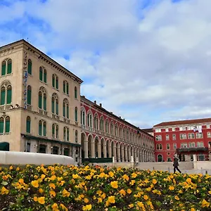 Bellevue 3*, Split Kroatien